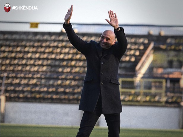 03D0DD2C-E606-4C3F-94C1-5BD33A717620