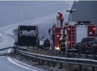 Janë identifikuar të gjitha 45 vi ktimat nga ak sidenti i autobusit në Bullgari