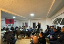 Zyrtar të Lëvizjes Besa takojn kryesitë e degëve të Strugës, Ohrit dhe Dibrës