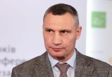 Gjermania vendosi t’ia dhurojë 5.000 helmeta Ukrainës, Klitshcko i nervozuar : A do të na japin edhe jastekë?