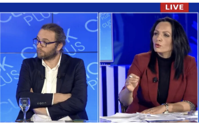 CB5BA6D0-505E-428A-A894-355CA7E22915