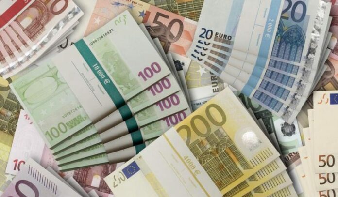 the-design-of-euro-banknotes-is-changing-0-UxdLMhWE-752x440.jpeg